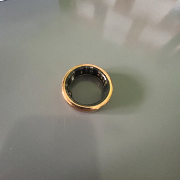 Oura Ring - Gen 3 - Rose Gold - Picture 3 of 4